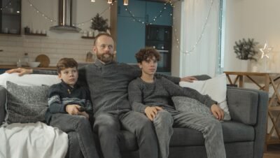 Benefícios de Assistir a Filmes em Família: Momentos de União e Diversão